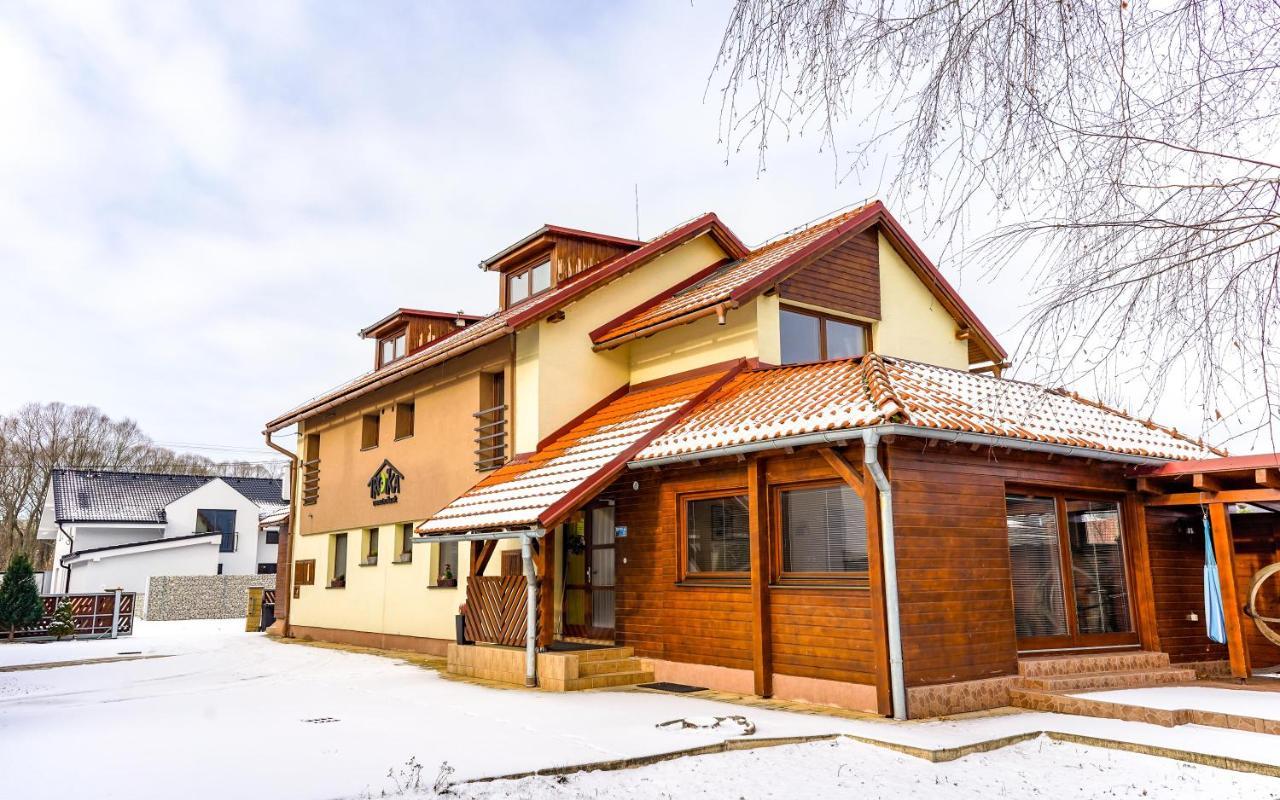 Studio Troika Pavčina Lehota Exteriör bild